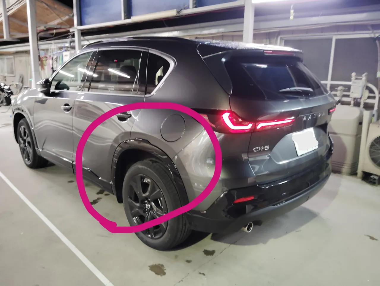 CX-5 左リヤドア板金・クォーター塗装・モール交換｜横浜市都筑区 ケービーエス