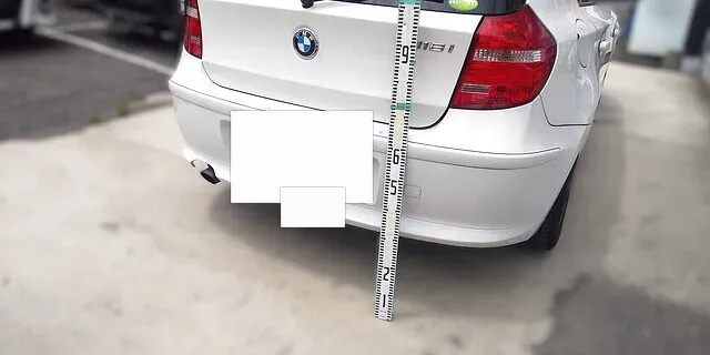BMW 1シリーズ リアバンパー割れ・大変形の板金塗装・事故修理事例