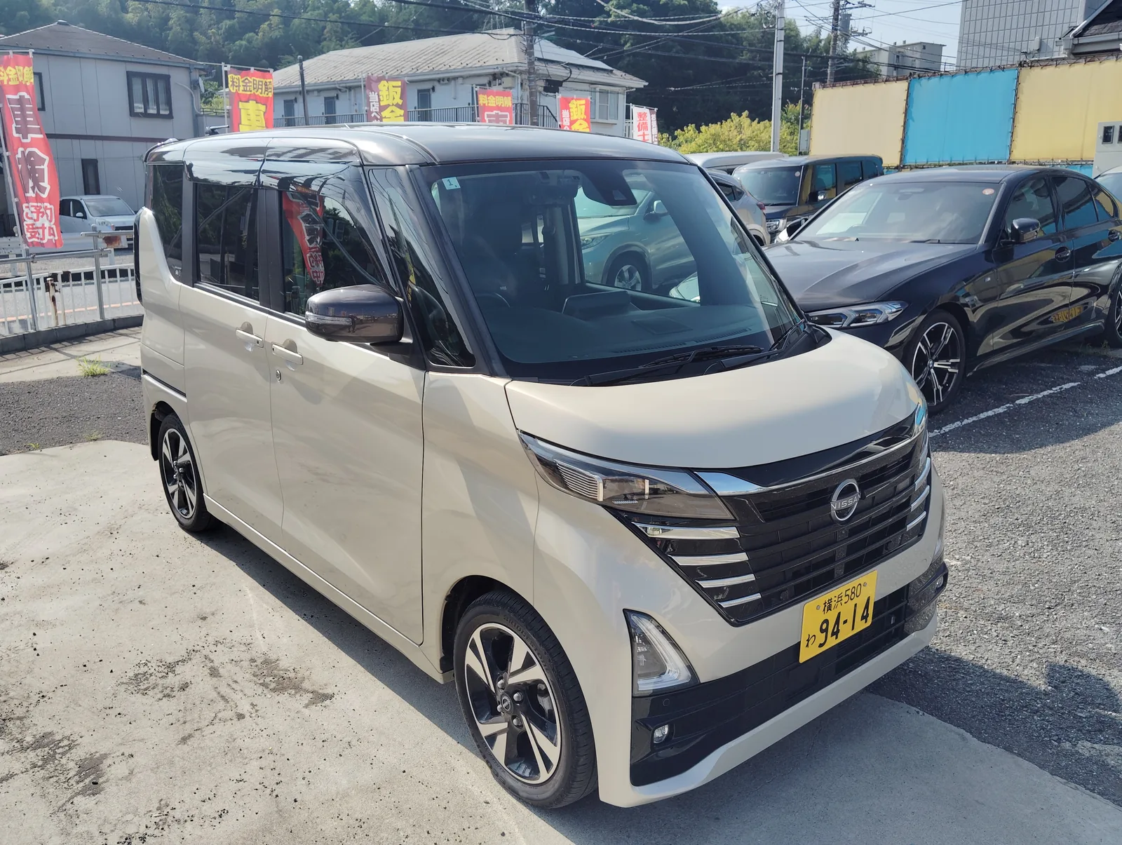 ルークス ハイウェイスターG ターボの前まわり。ハイウェイスター専用のデザイン